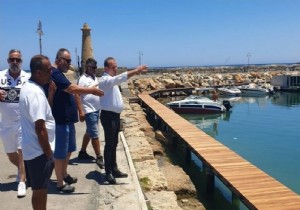 Bakan Atao�lu Girne Antik Liman�da �ncelemelerde Bulundu